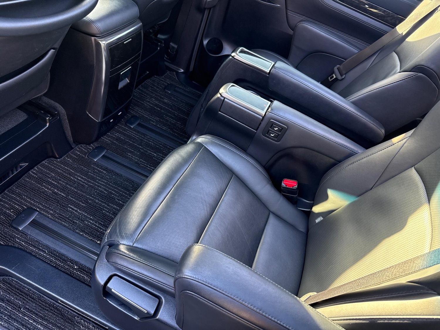 Used Toyota Vellfire 2025 for sale - 77016326: Photo 21