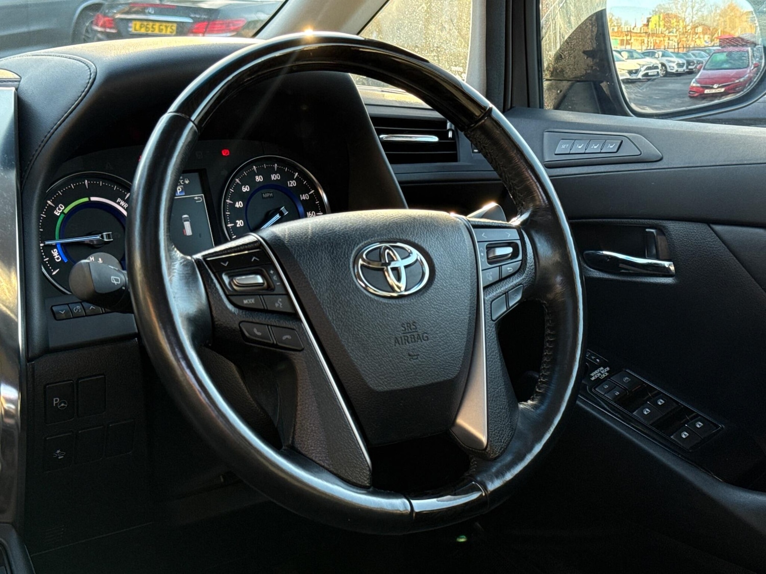 Used Toyota Vellfire 2025 for sale - 77016326: Photo 35