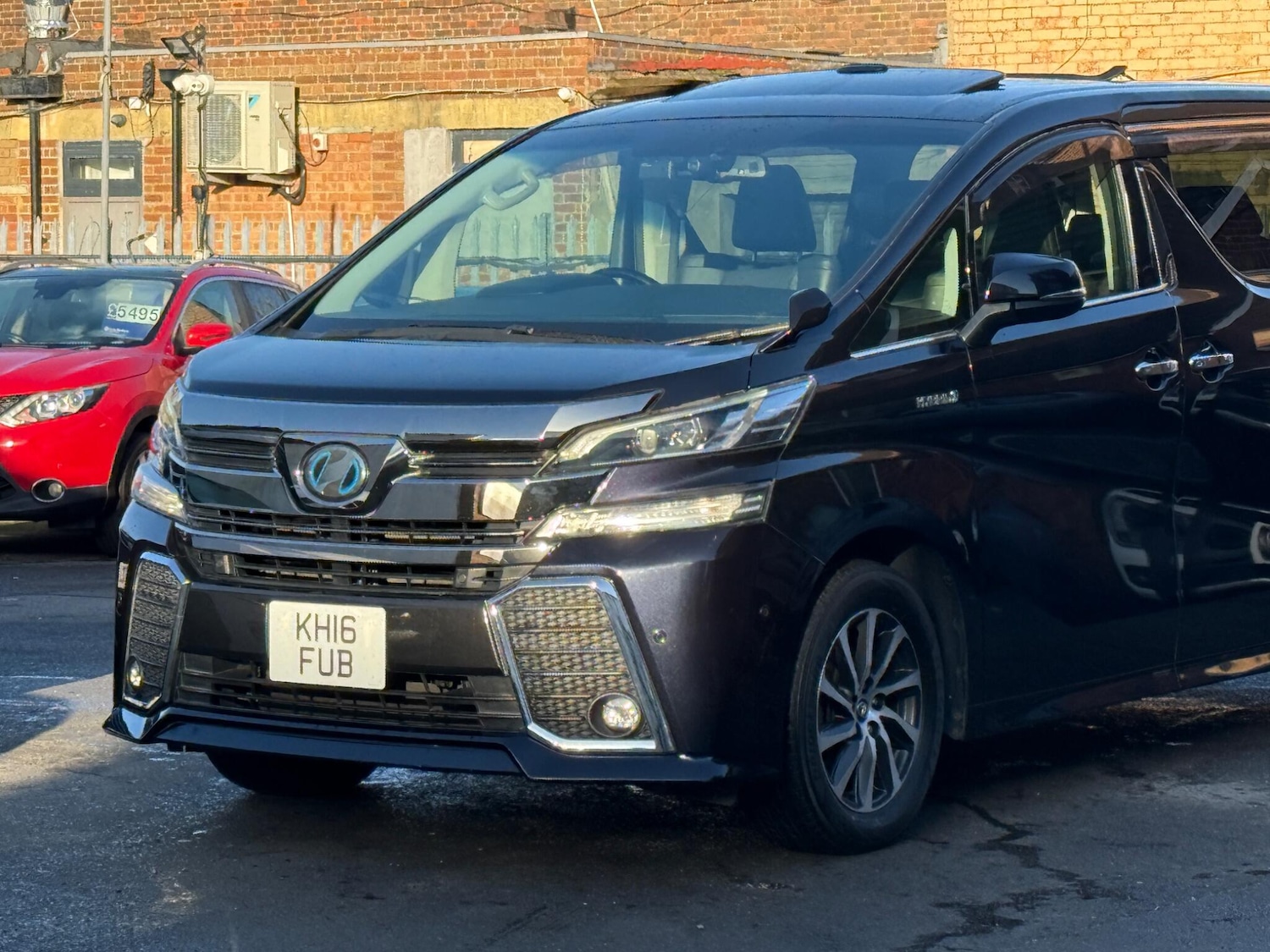 Used Toyota Vellfire 2025 for sale - 77016326: Photo 4