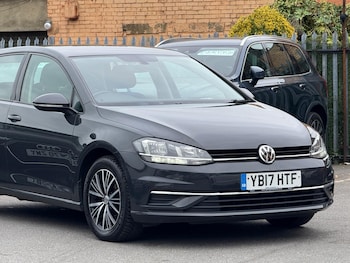 Used Volkswagen Golf 2017 for sale - 76314588: Photo