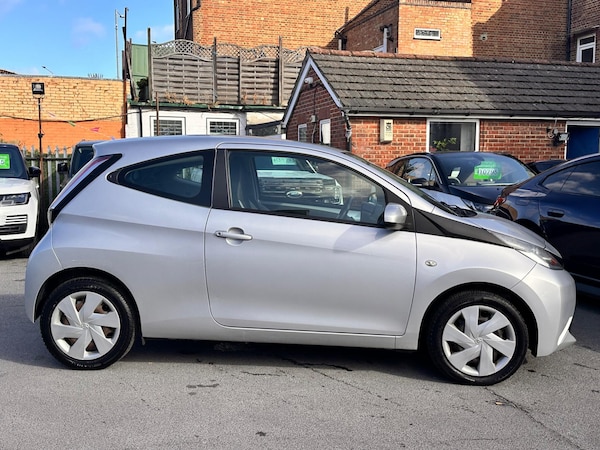 Used Toyota AYGO 2015 for sale - 76099076: Photo 12