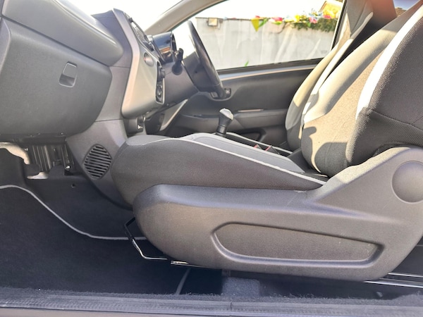 Used Toyota AYGO 2015 for sale - 76099076: Photo 32