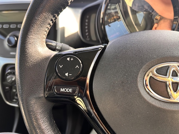 Used Toyota AYGO 2015 for sale - 76099076: Photo 37