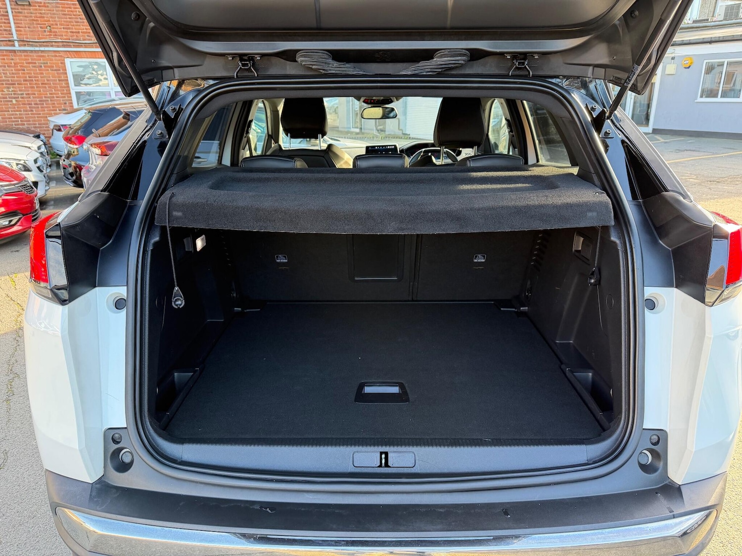 Used Peugeot 3008 2020 for sale - 76634130: Photo 39