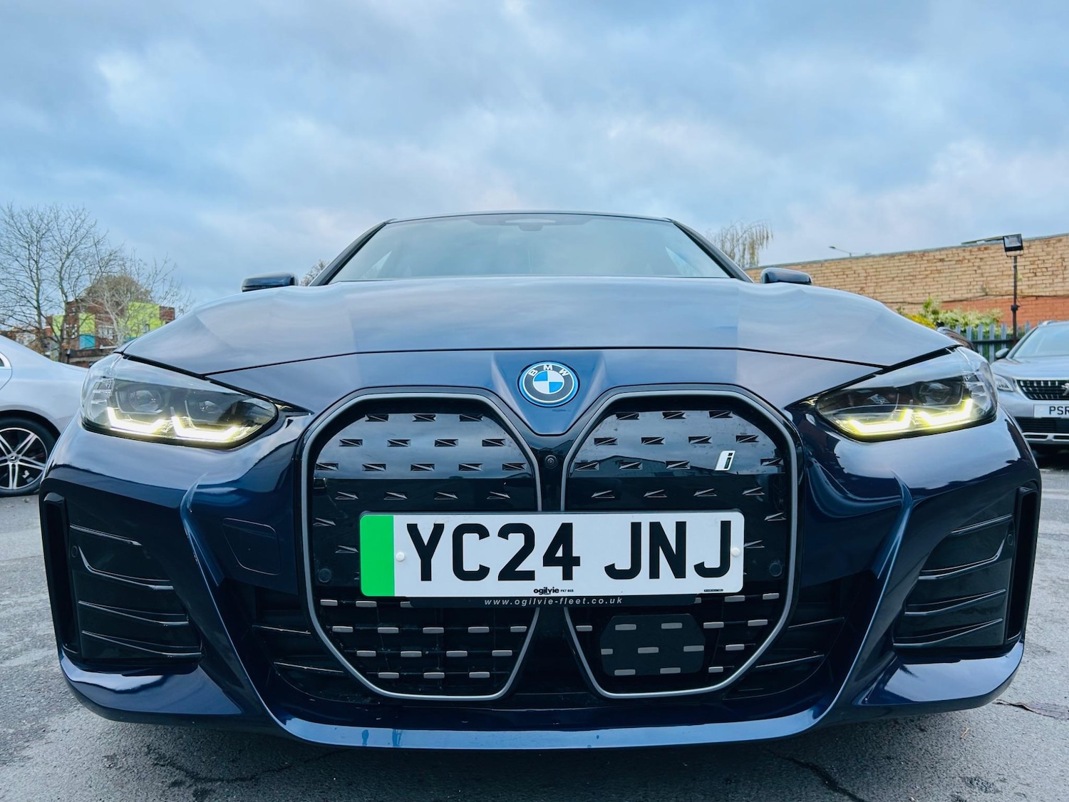 Used BMW i4 2024 for sale - 76994654: Photo 2