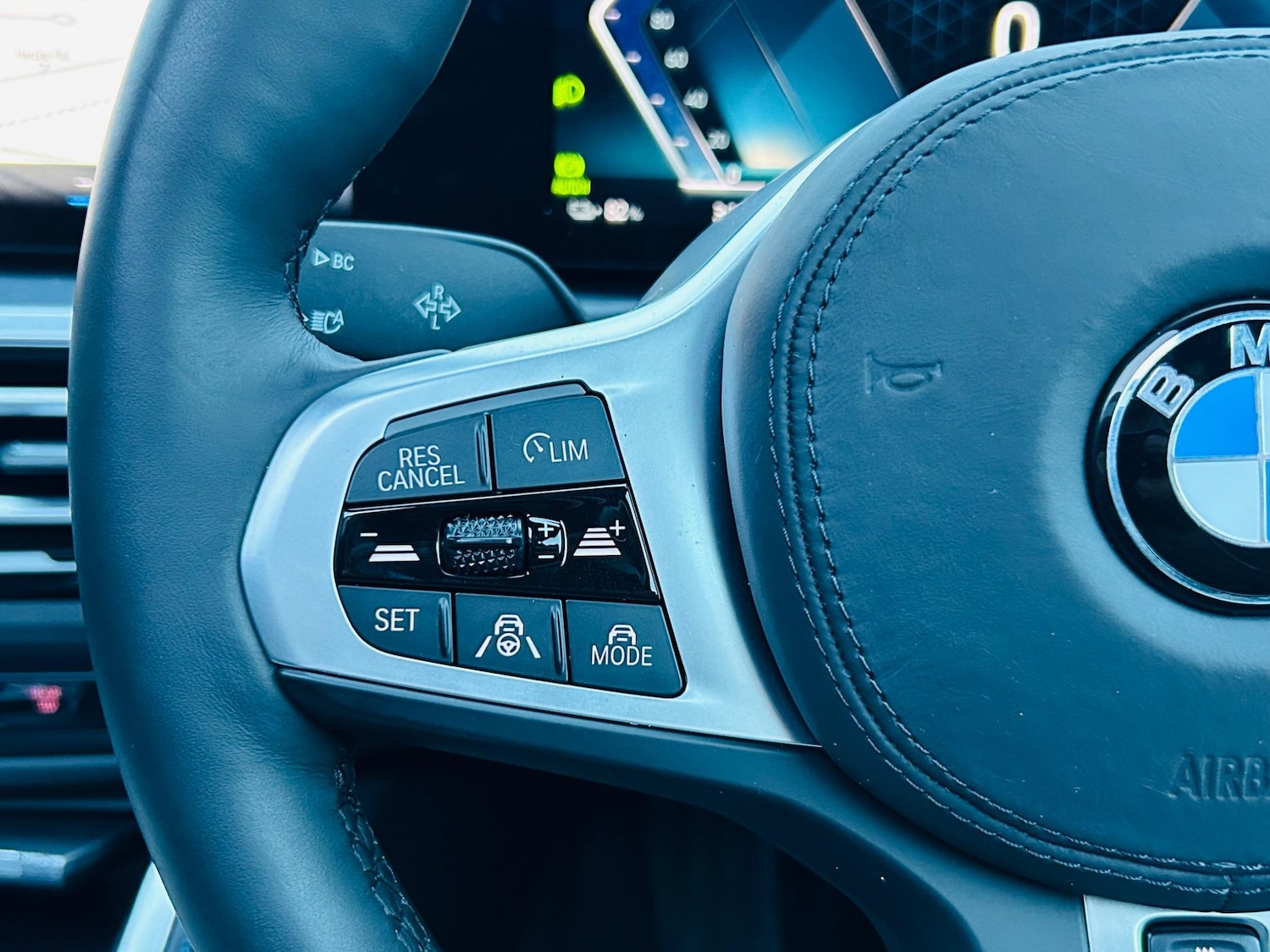 Used BMW i4 2024 for sale - 76994654: Photo 35