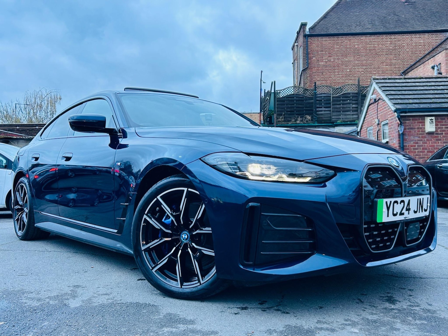 Used BMW i4 2024 for sale - 76994654: Photo 5