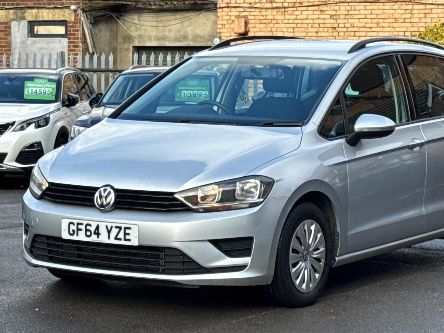 Used Volkswagen Golf SV 2014 for sale - 77387669: Photo 4