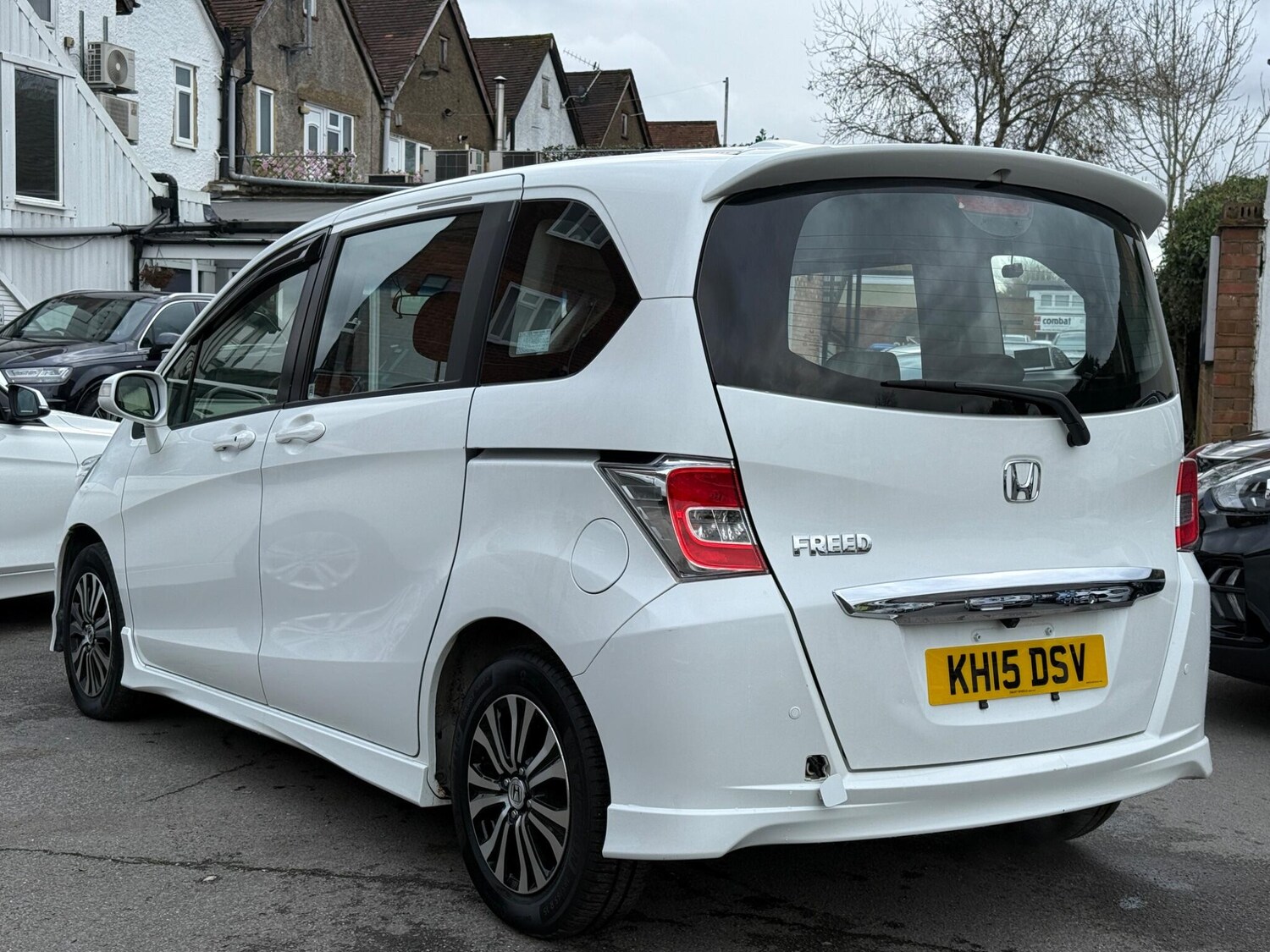 Used Honda Freed for sale - 77559618: Photo 10