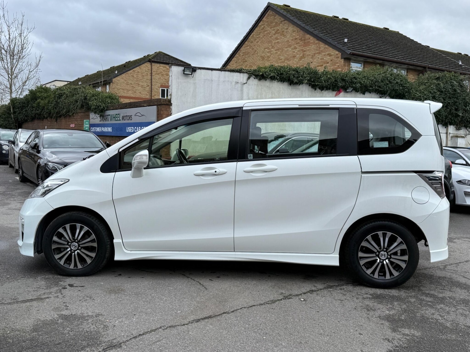 Used Honda Freed for sale - 77559618: Photo 11