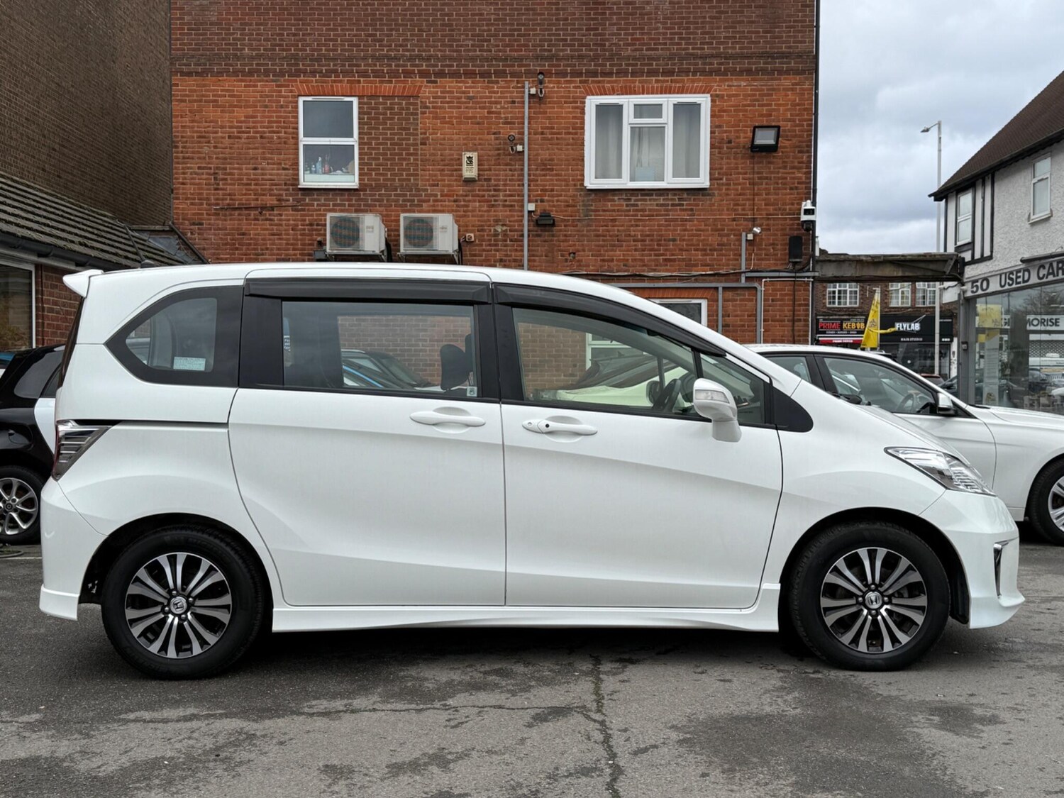 Used Honda Freed for sale - 77559618: Photo 14