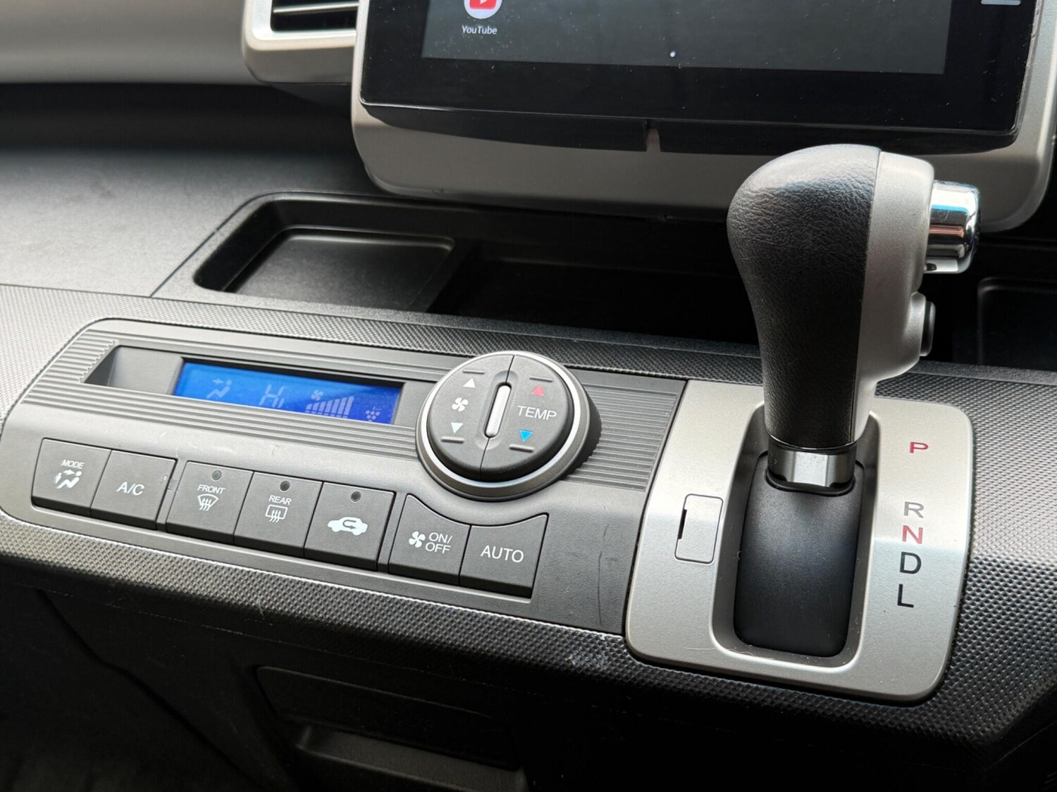 Used Honda Freed for sale - 77559618: Photo 18