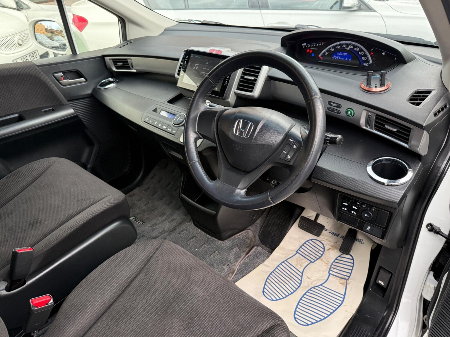 Used Honda Freed for sale - 77559618: Photo 21