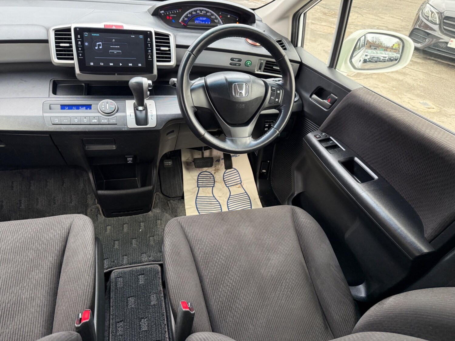 Used Honda Freed for sale - 77559618: Photo 22