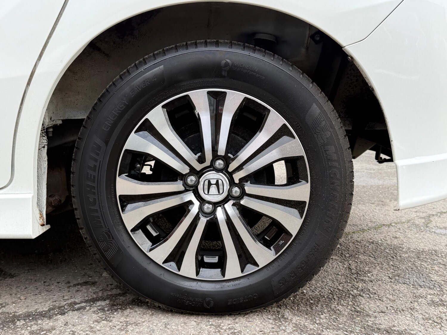 Used Honda Freed for sale - 77559618: Photo 42