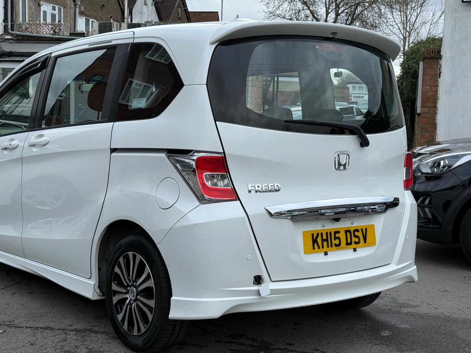 Used Honda Freed for sale - 77559618: Photo 9