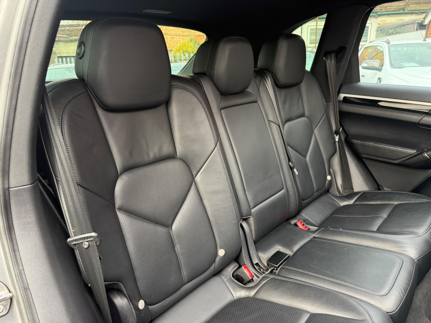 Used Porsche Cayenne 2013 for sale - 77242657: Photo 31