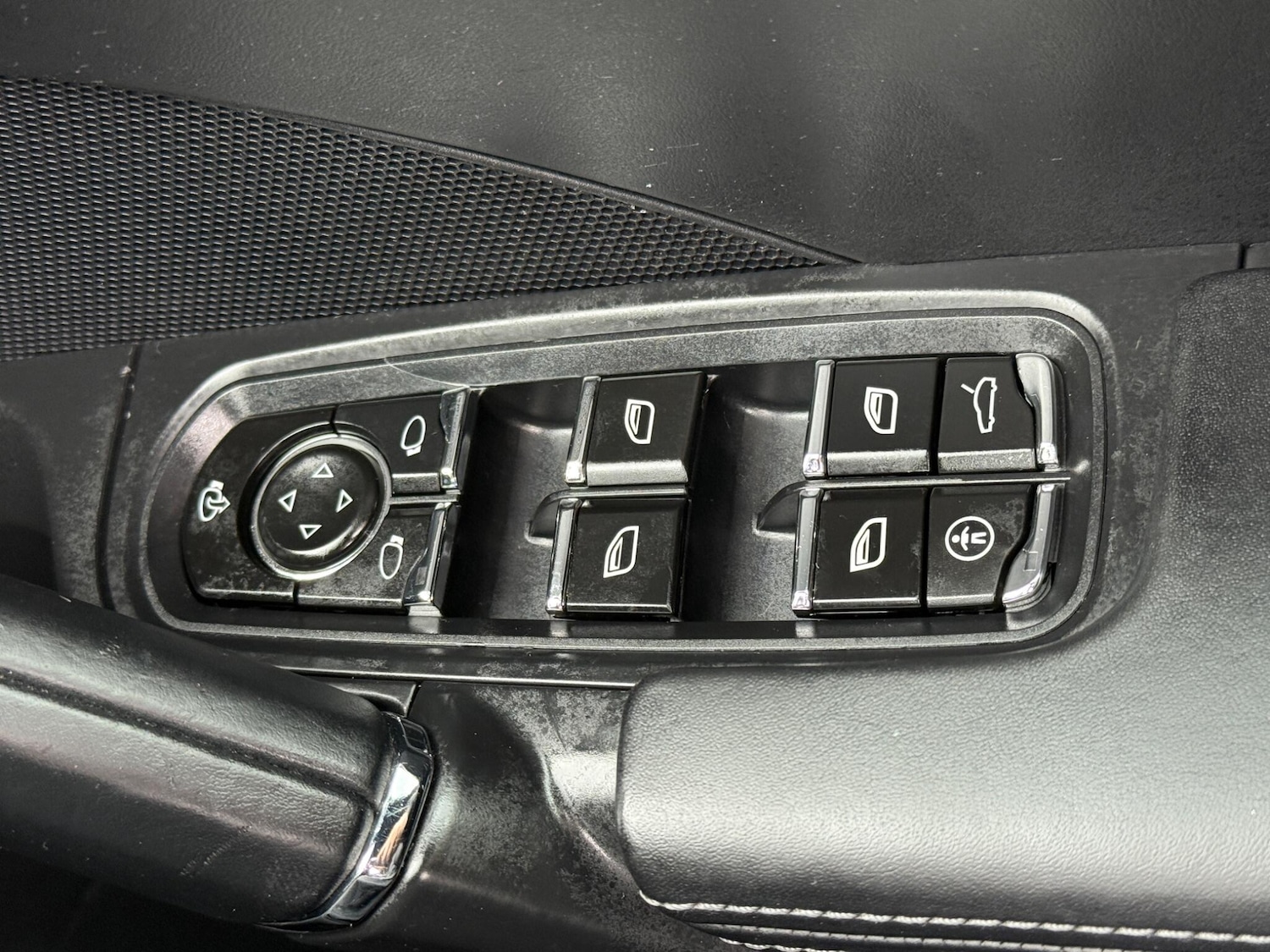 Used Porsche Cayenne 2013 for sale - 77242657: Photo 34