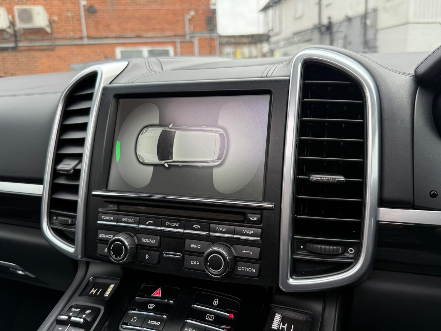 Used Porsche Cayenne 2013 for sale - 77242657: Photo 41