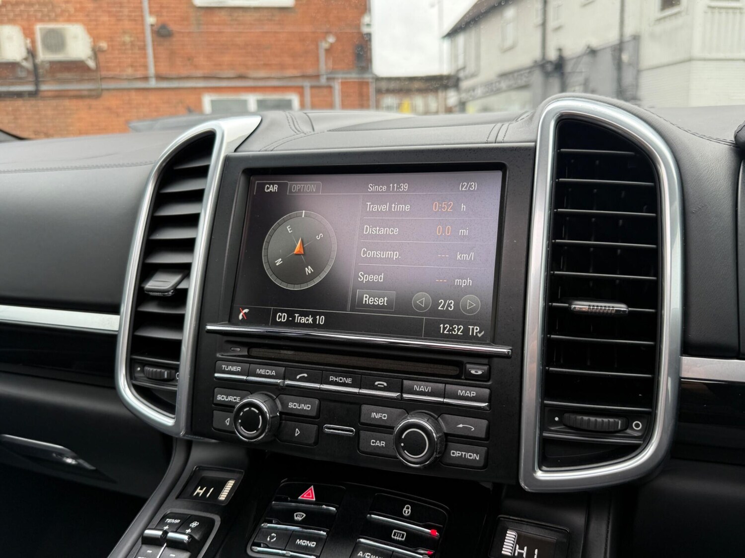 Used Porsche Cayenne 2013 for sale - 77242657: Photo 42