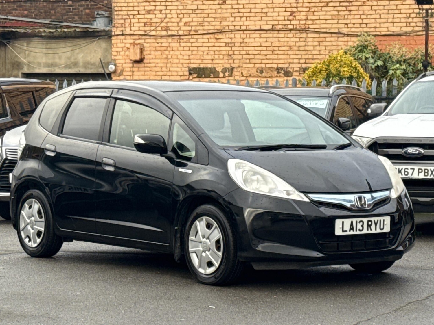 Used Honda Fit 2024 for sale - 76964681: Photo 1