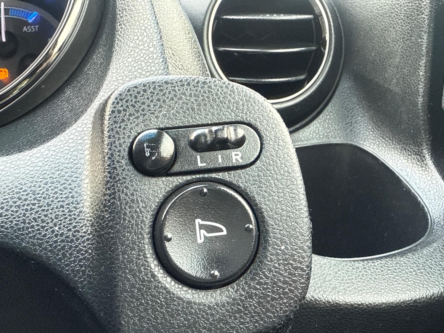 Used Honda Fit 2024 for sale - 76964681: Photo 40