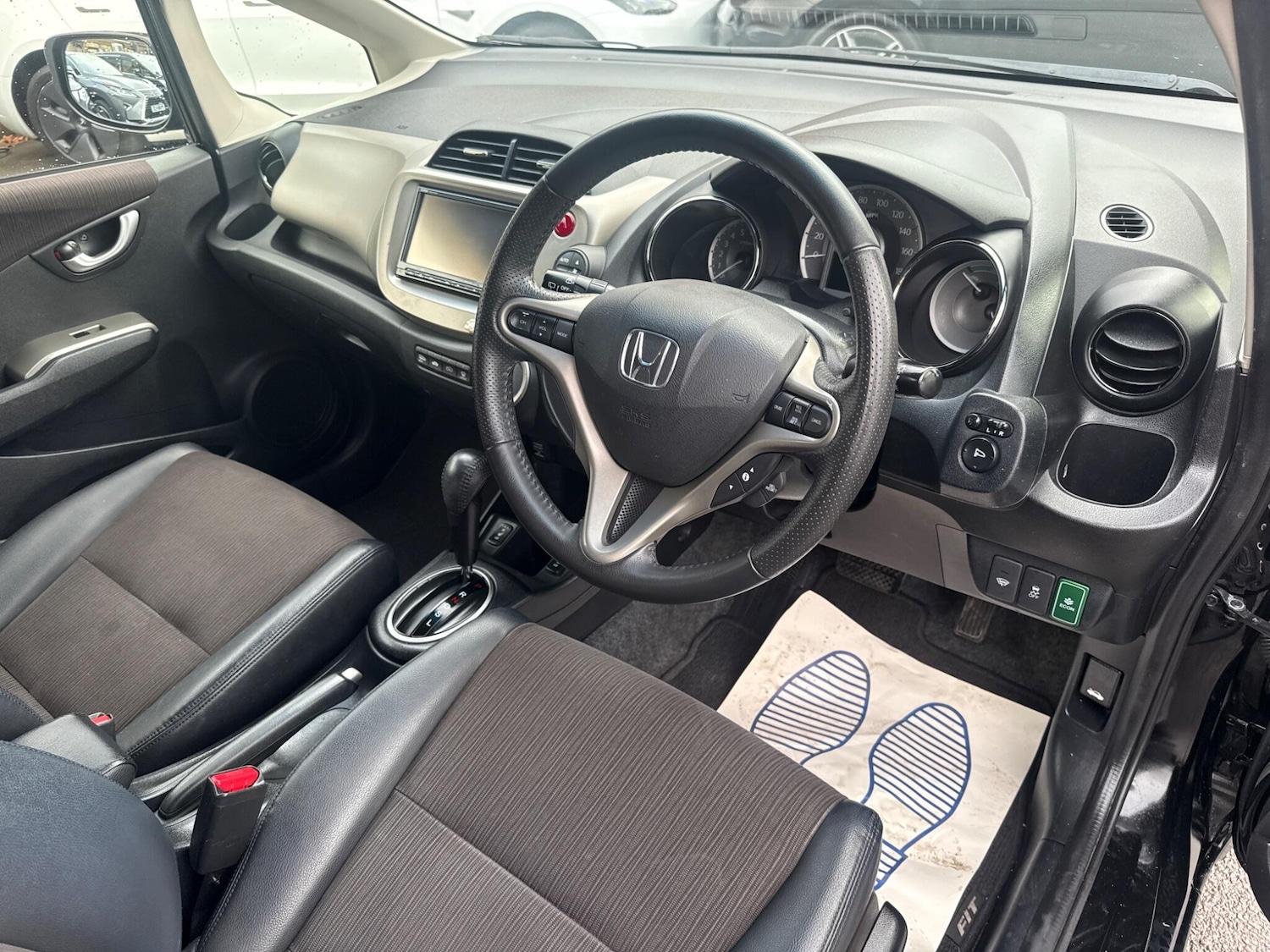 Used Honda Fit 2024 for sale - 76964681: Photo 6