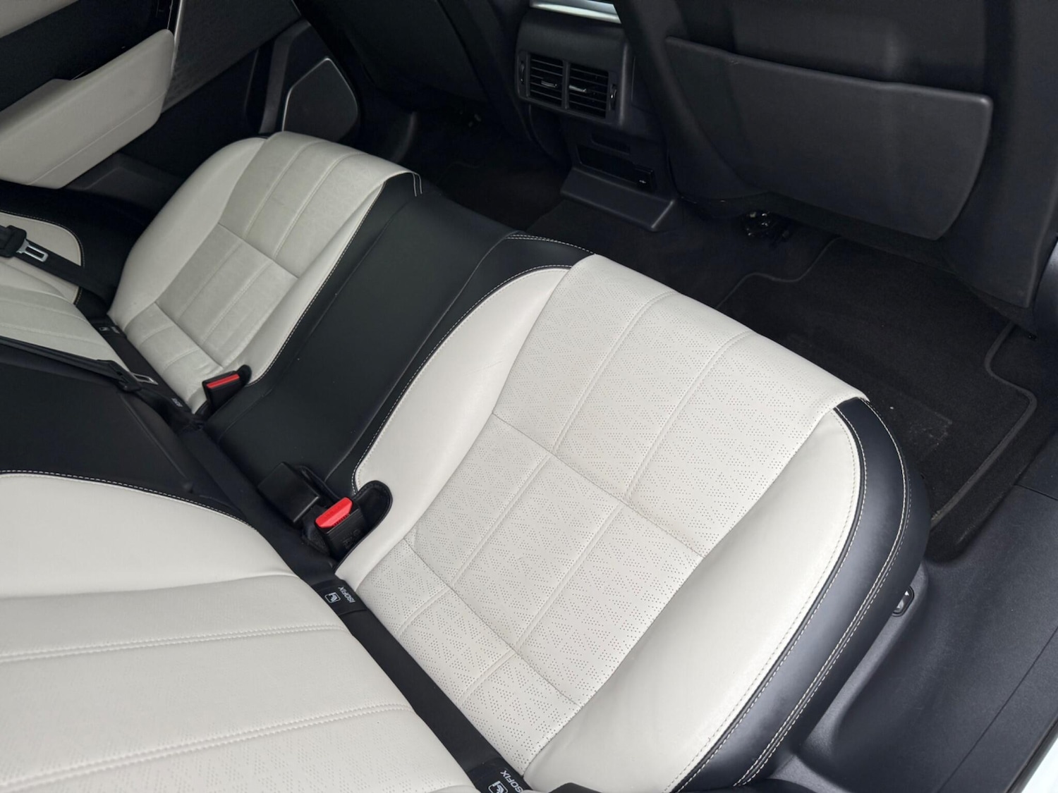 Used Land Rover Range Rover Velar for sale - 77143476: Photo 24