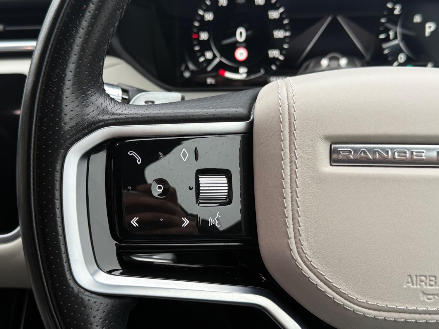 Used Land Rover Range Rover Velar for sale - 77143476: Photo 28