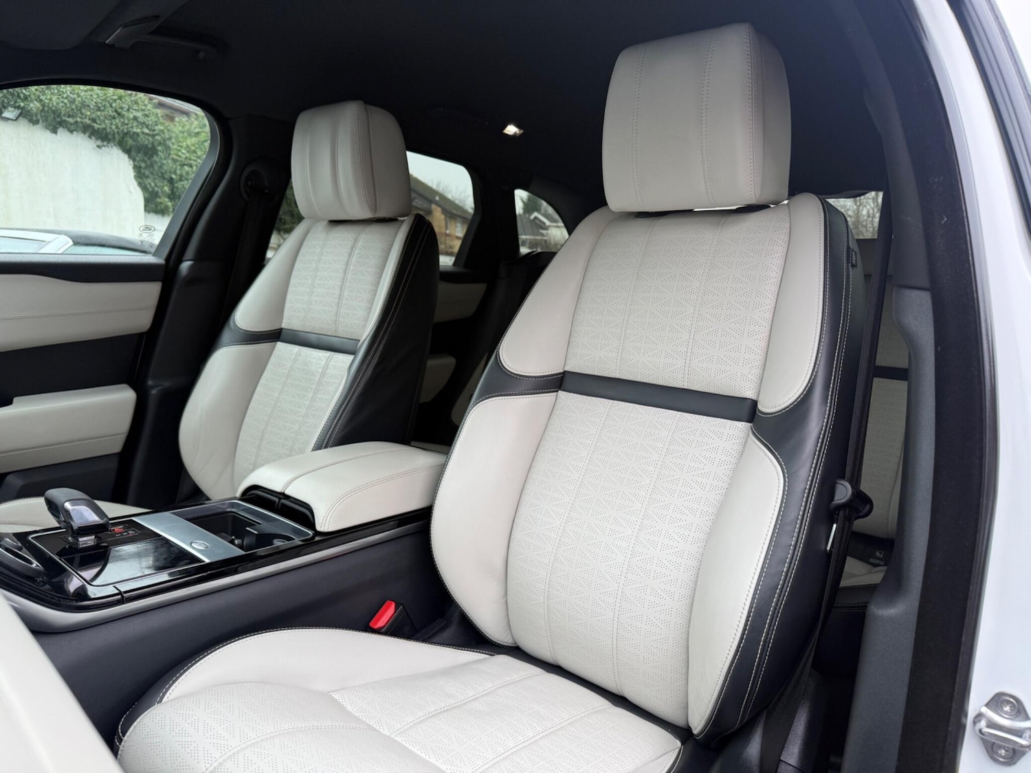 Used Land Rover Range Rover Velar for sale - 77143476: Photo 50