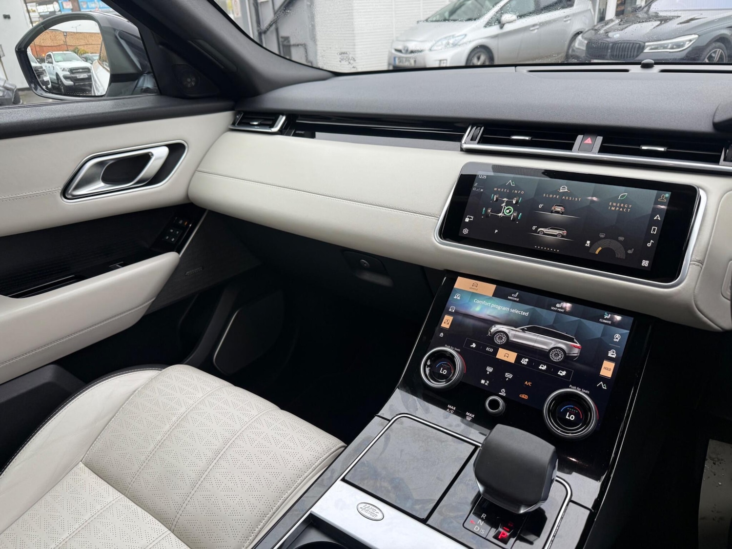 Used Land Rover Range Rover Velar for sale - 77143476: Photo 52