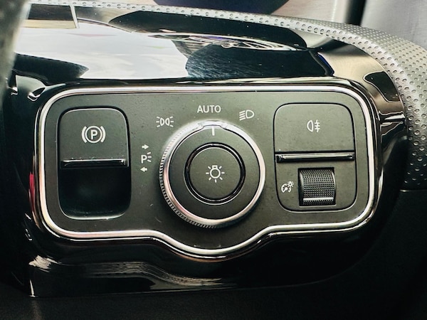 Used Mercedes-Benz A-Class 2019 for sale - 74822954: Photo 32