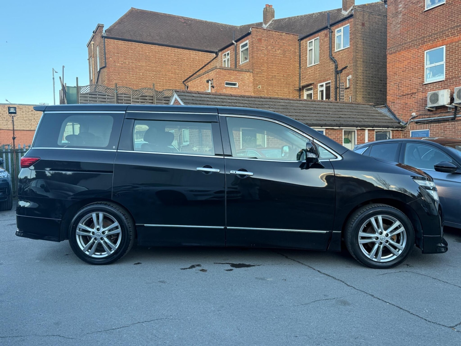 Used Nissan Elgrand 2025 for sale - 76728569: Photo 11