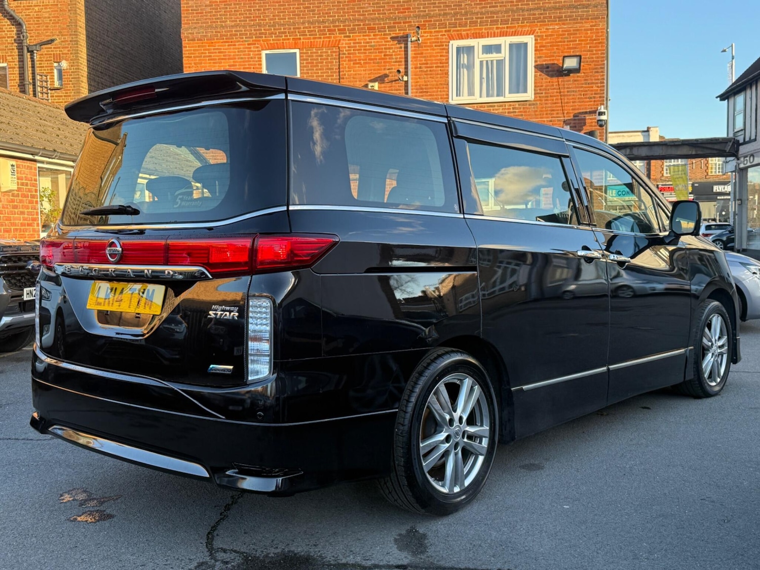 Used Nissan Elgrand 2025 for sale - 76728569: Photo 13