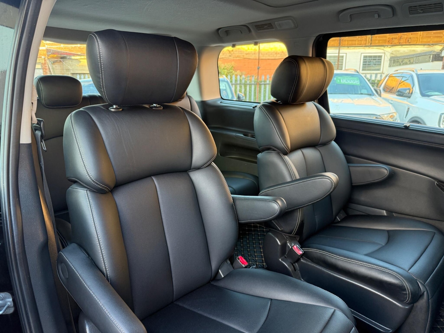 Used Nissan Elgrand 2025 for sale - 76728569: Photo 26