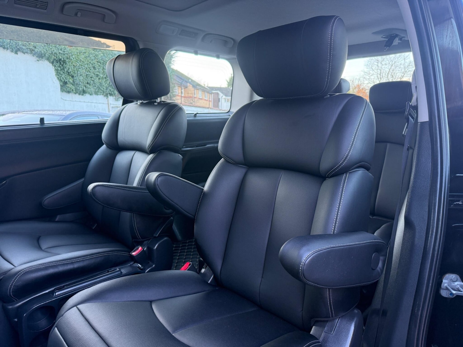 Used Nissan Elgrand 2025 for sale - 76728569: Photo 41