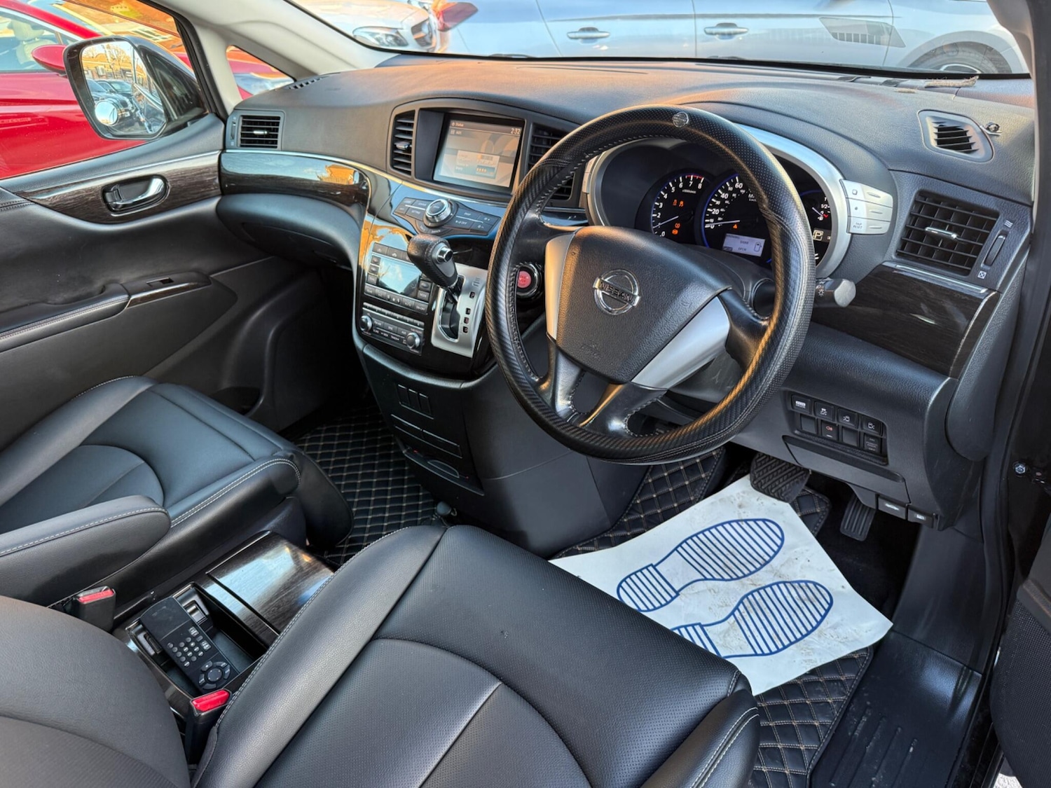 Used Nissan Elgrand 2025 for sale - 76728569: Photo 54