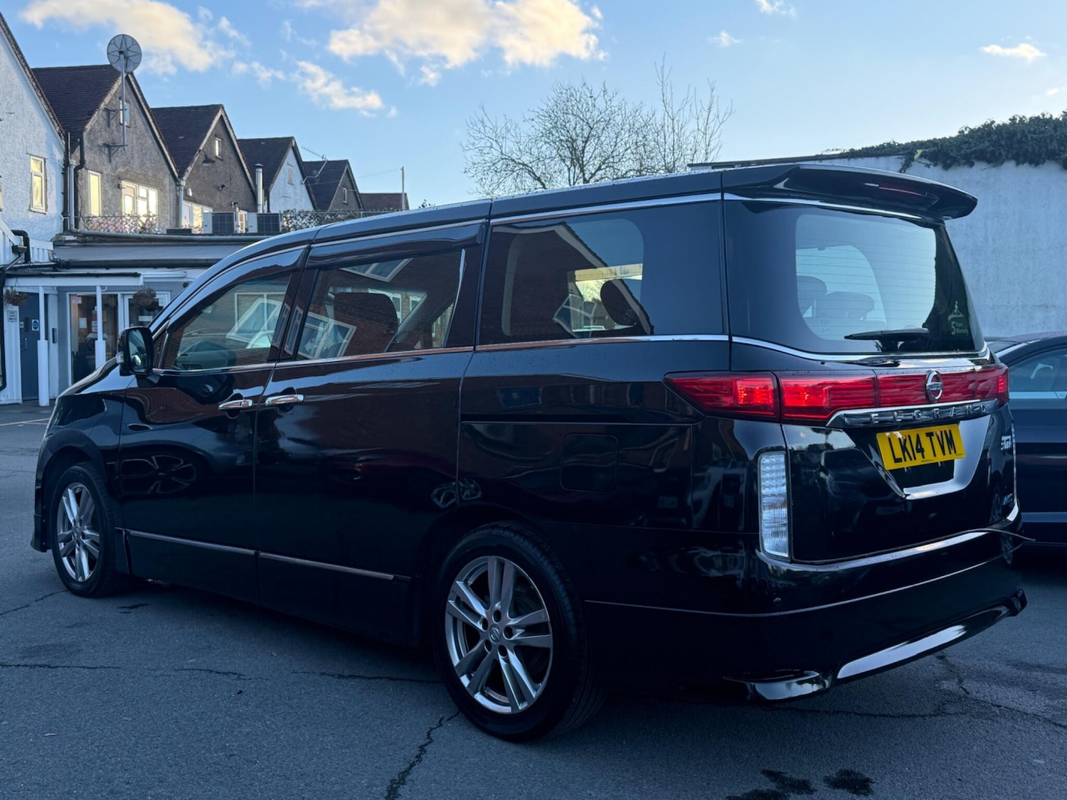 Used Nissan Elgrand 2025 for sale - 76728569: Photo 8