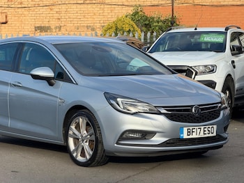Used Vauxhall Astra 2017 for sale - 77016012: Photo