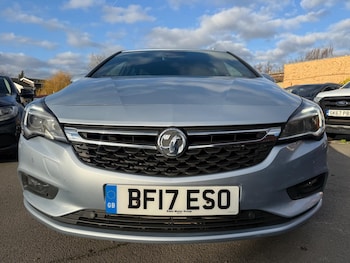 Used Vauxhall Astra 2017 for sale - 77016012: Photo