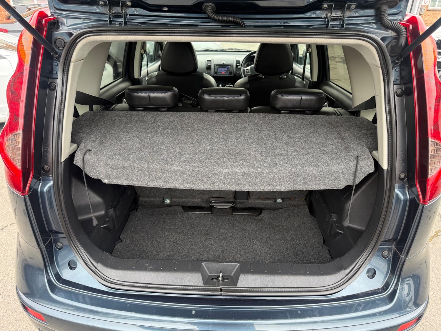 Used Nissan Note 2012 for sale - 77625359: Photo 39