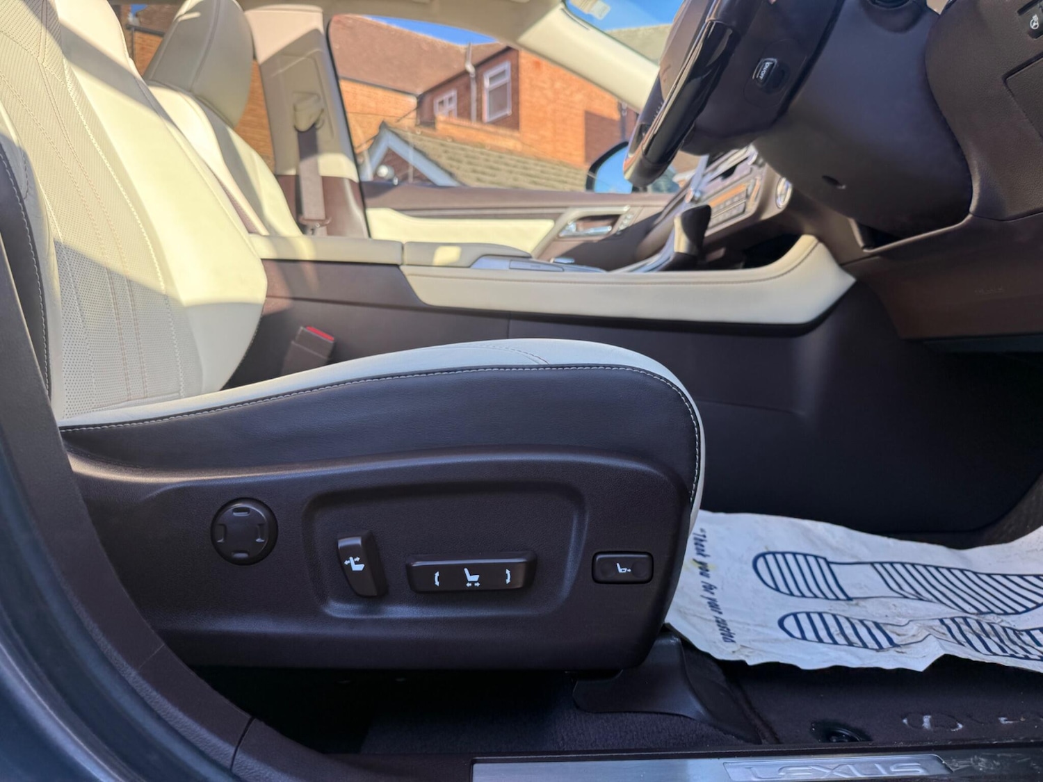 Used Lexus RX L 2018 for sale - 76781379: Photo 37