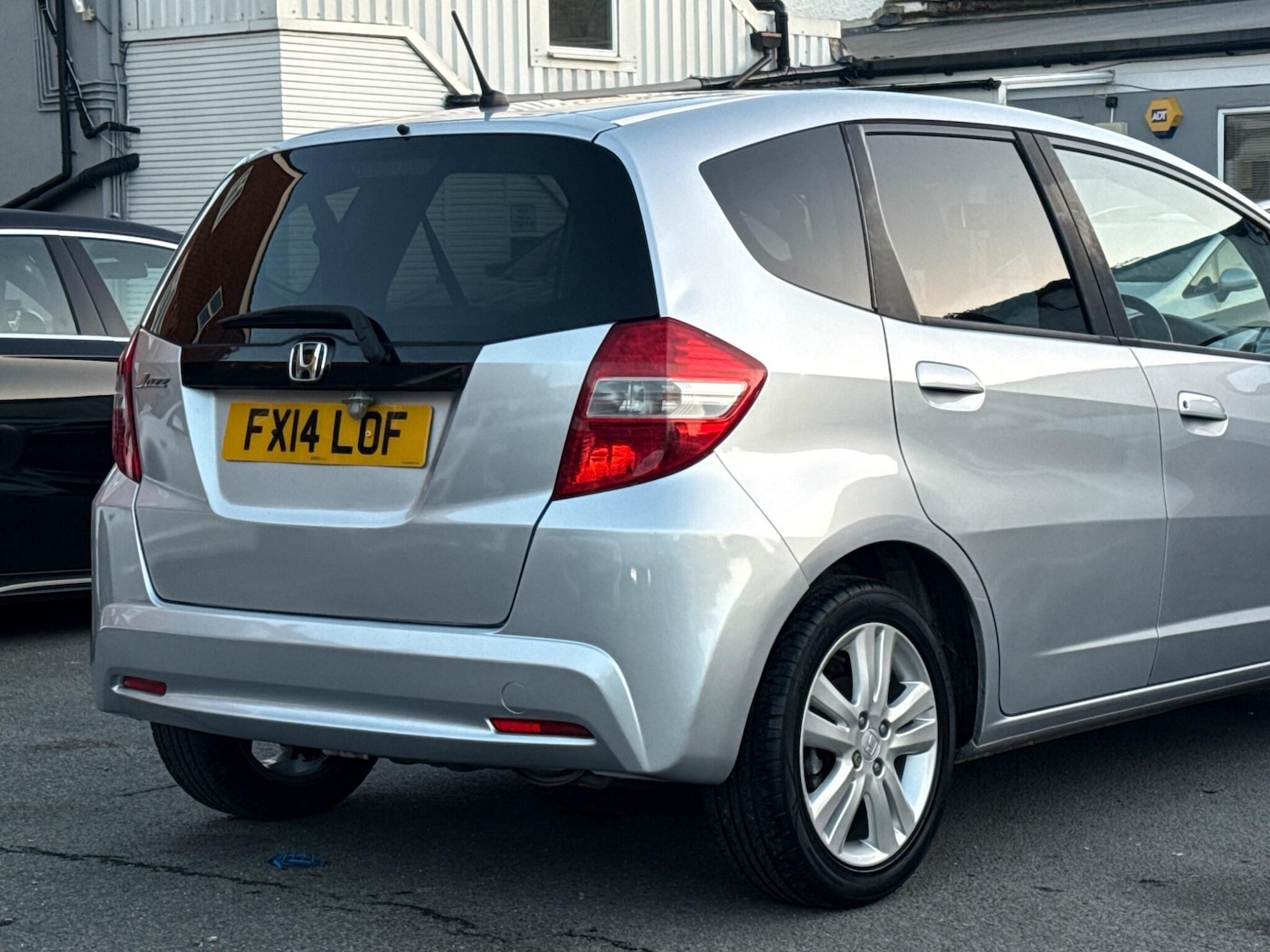 Used Honda Jazz 2014 for sale - 76801055: Photo 15