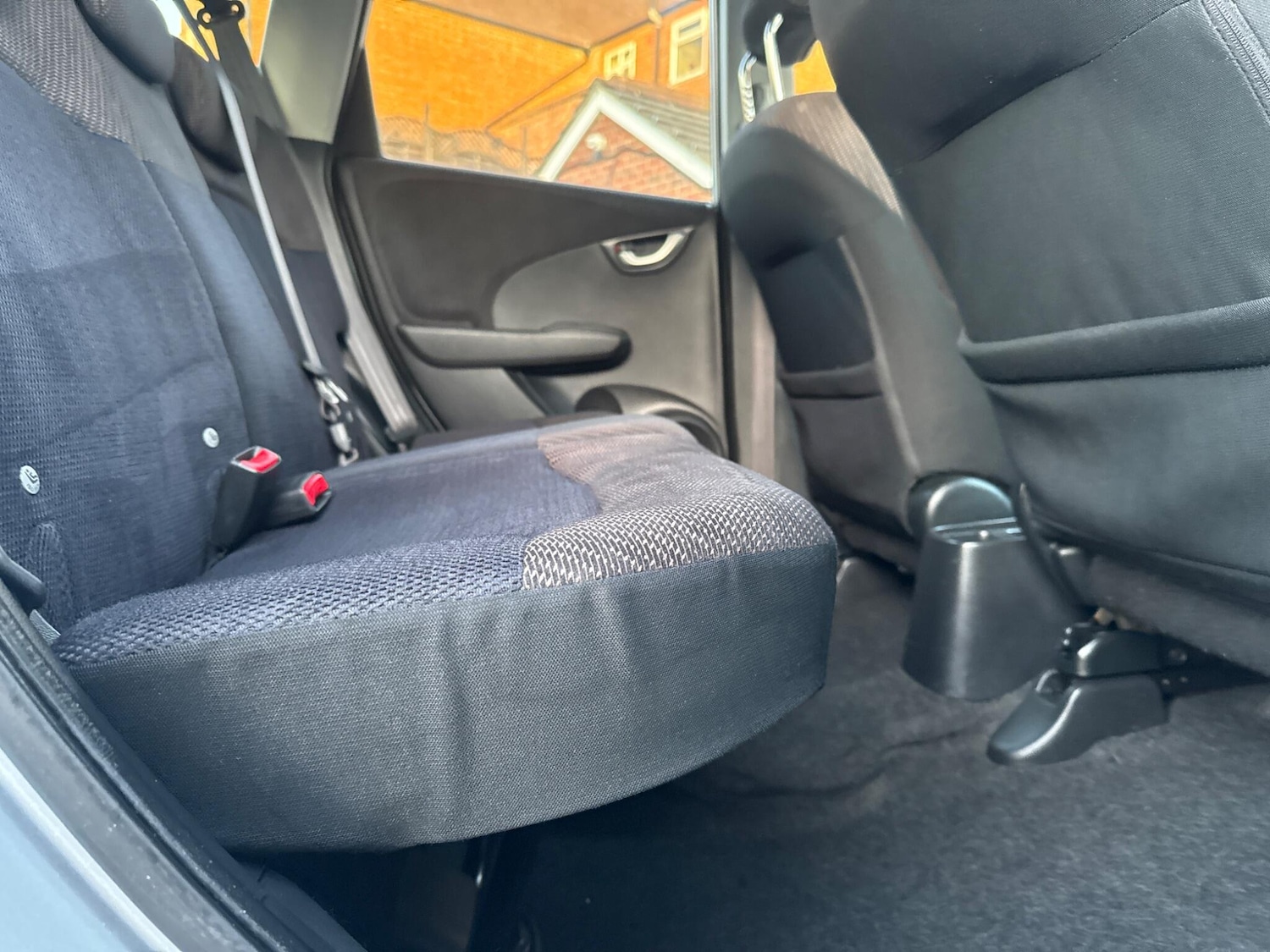 Used Honda Jazz 2014 for sale - 76801055: Photo 30