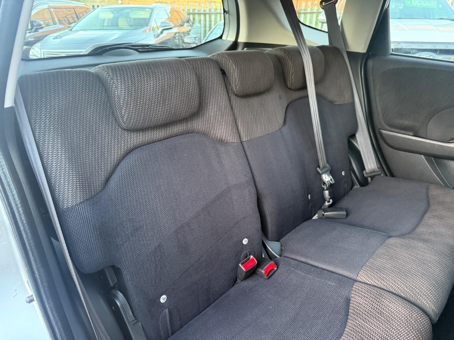 Used Honda Jazz 2014 for sale - 76801055: Photo 32