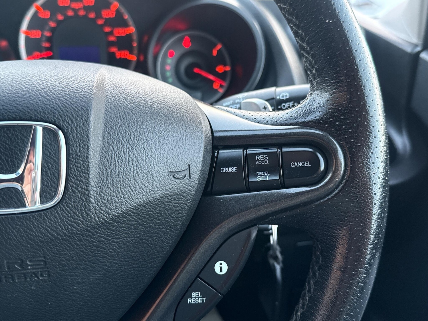 Used Honda Jazz 2014 for sale - 76801055: Photo 37