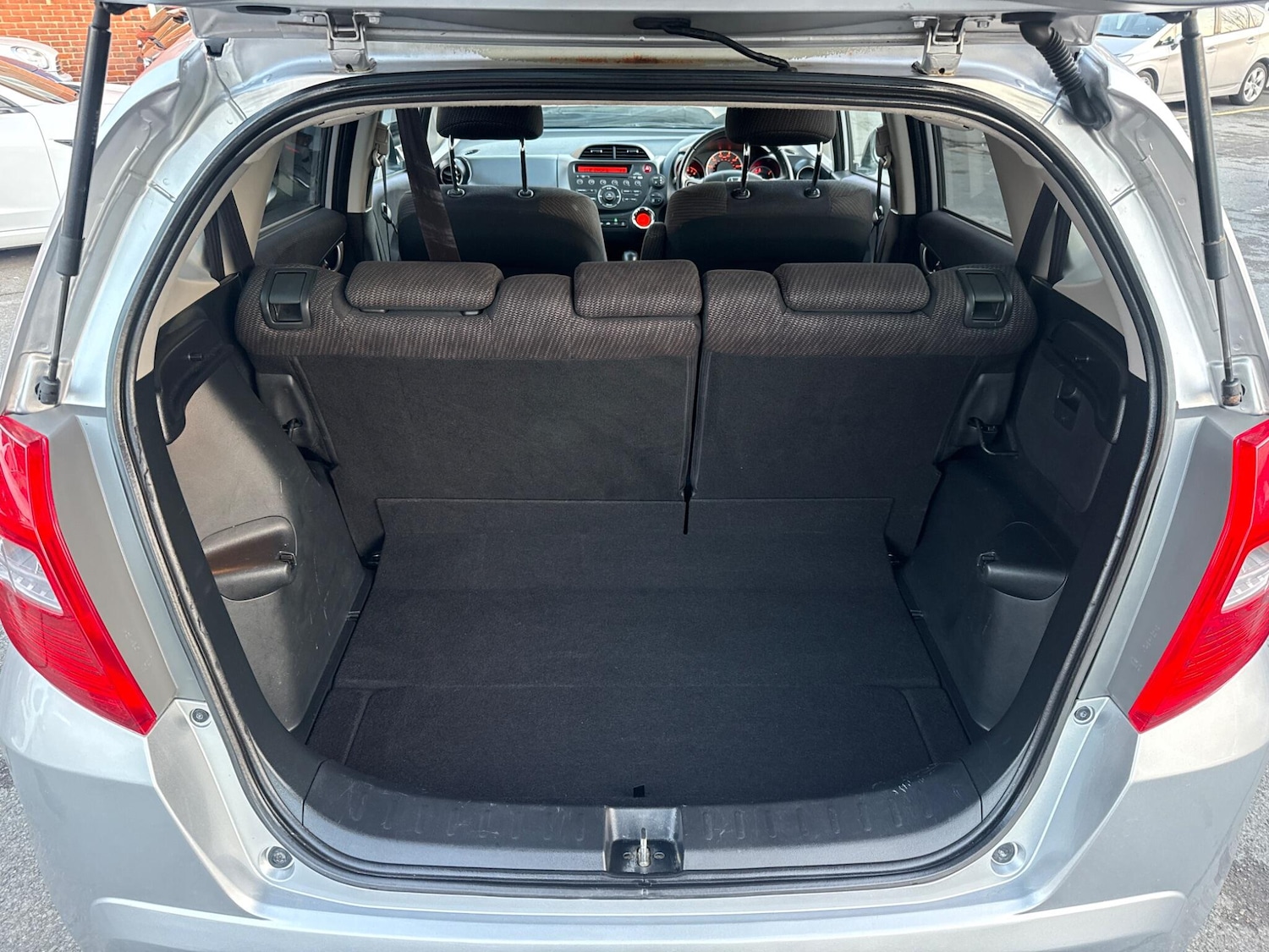 Used Honda Jazz 2014 for sale - 76801055: Photo 44