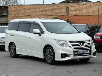 Used Nissan Elgrand 2015 for sale - 77752984: Photo