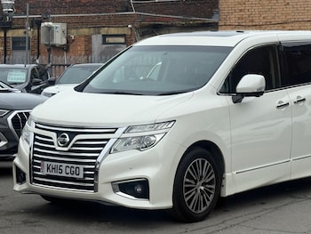 Used Nissan Elgrand 2015 for sale - 77752984: Photo