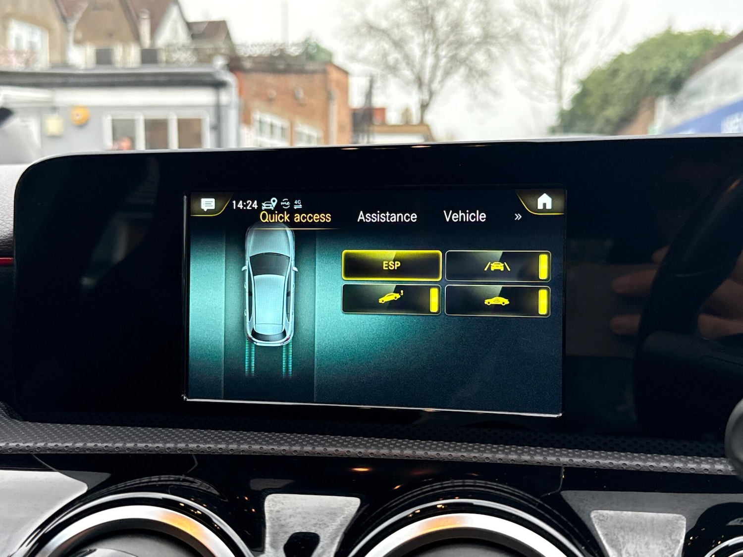 Used Mercedes-Benz A-Class 2018 for sale - 76839383: Photo 41